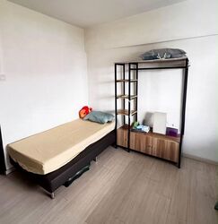 Blk 241 Bukit Batok East Avenue 5 (Bukit Batok), HDB 4 Rooms #613049921
